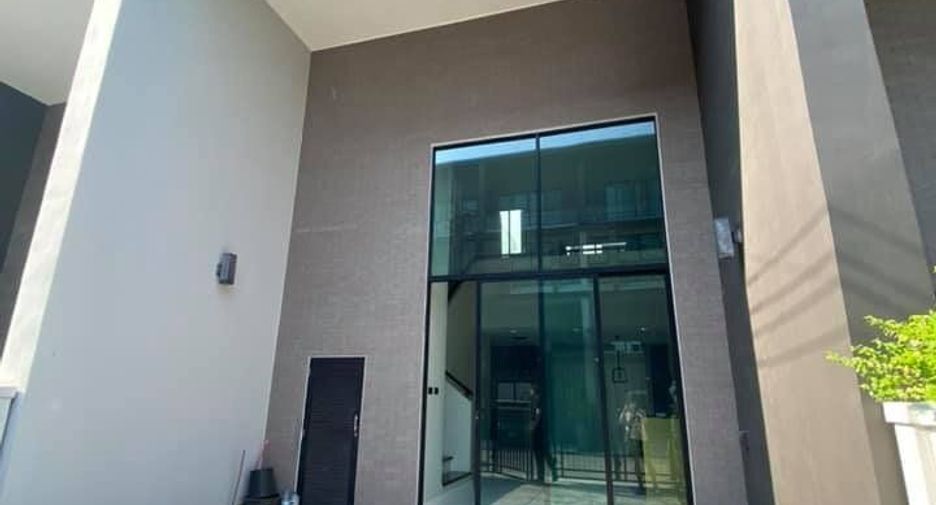 Casa en venta de 3 habitaciones en Bang Khen, Bangkok