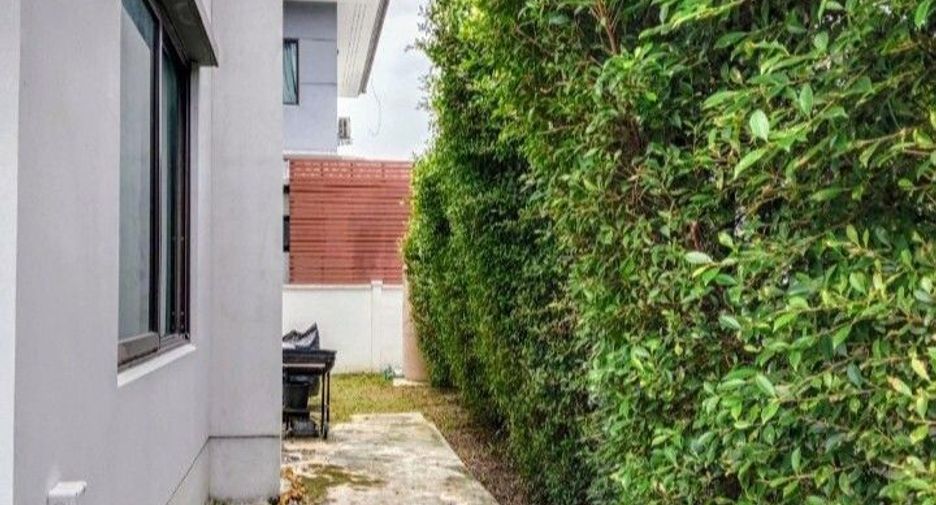 For rent 4 bedrooms house in Sai Mai, Bangkok