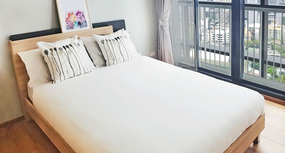 For sale and for rent 2 bedrooms condo in Khlong Toei, Bangkok
