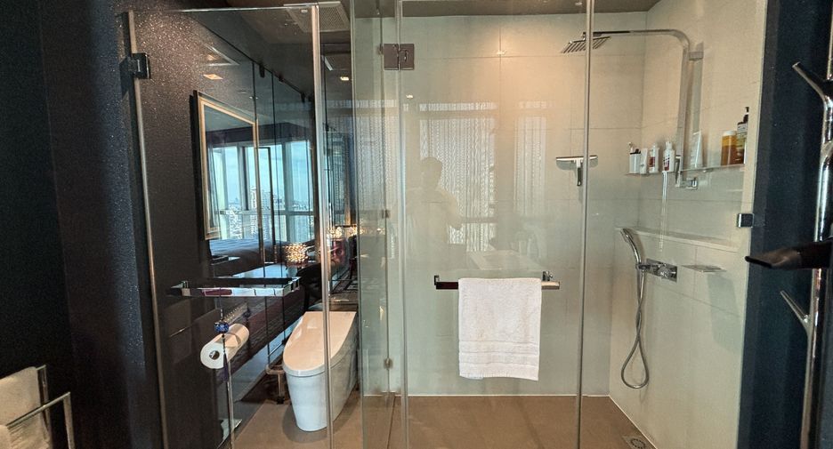 ขาย 3 ห้องนอน คอนโด ใน สาทร, กรุงเทพฯ