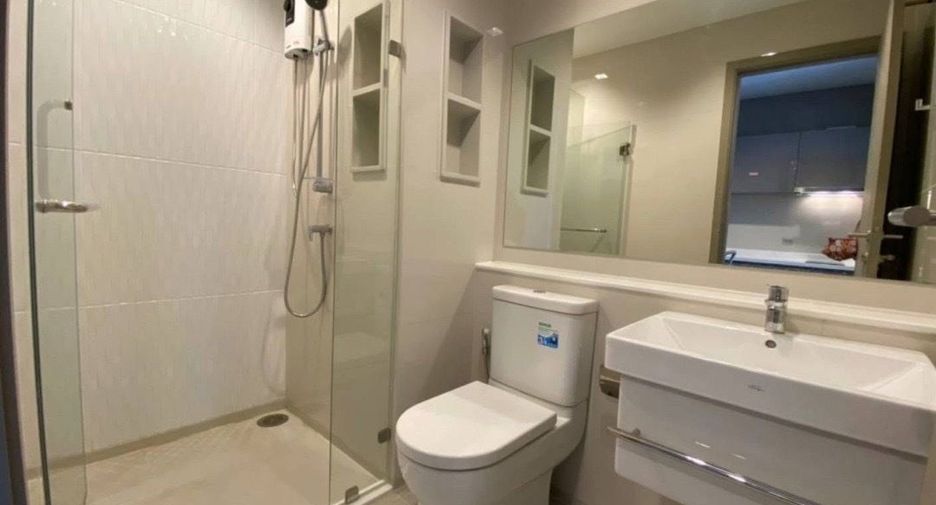 For rent studio condo in Huai Khwang, Bangkok
