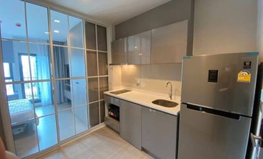 Condo en alquiler de estudio en Huai Khwang, Bangkok
