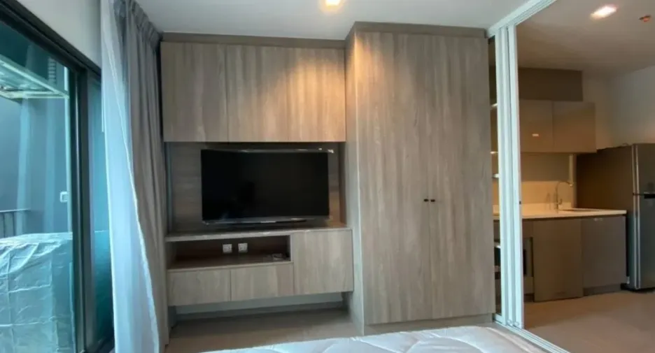 For rent studio condo in Huai Khwang, Bangkok