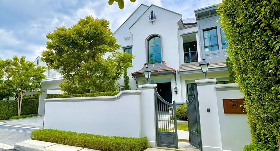 For sale 5 bedrooms house in Saphan Sung, Bangkok
