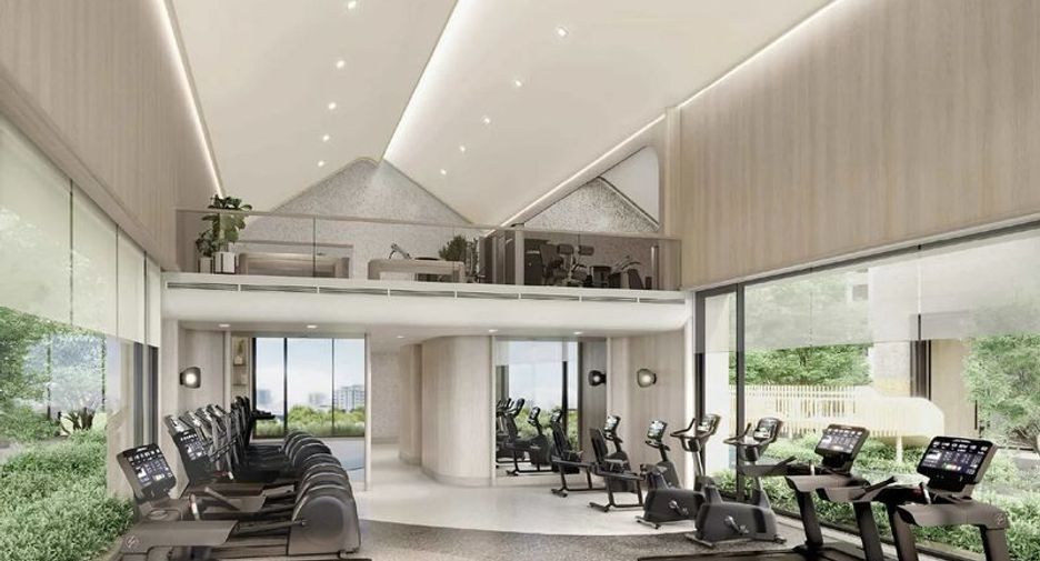 For sale 3 bedrooms condo in Huai Khwang, Bangkok