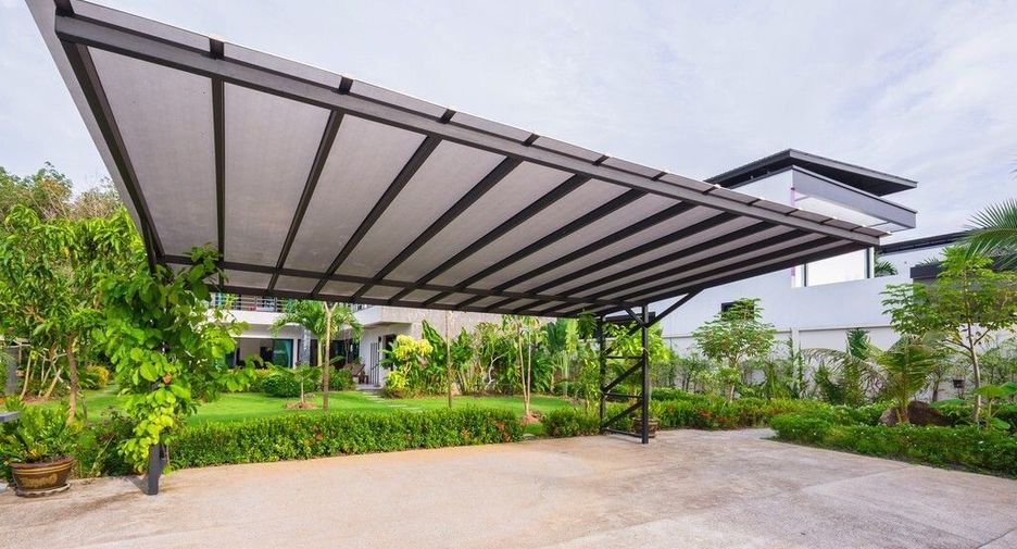 For sale and for rent 5 bedrooms villa in Thalang, Phuket