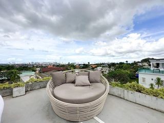 Villa zum Kauf mit 5 Zimmer in Bang Lamung, Chonburi