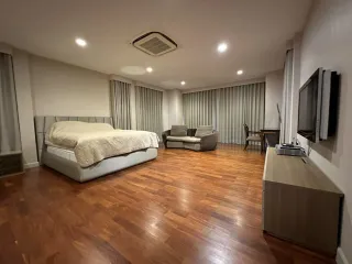 出租 和 出售 5 卧室 独立屋 在 Khan Na Yao, 曼谷