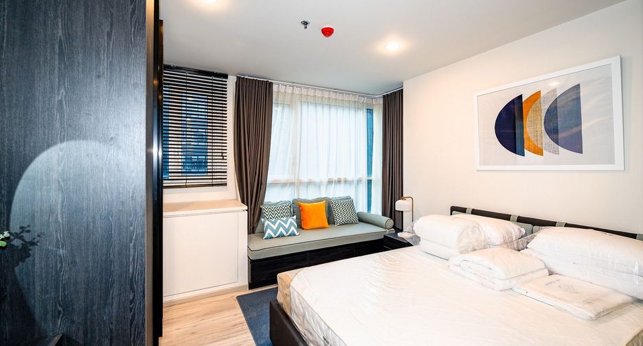 For rent studio condo in Huai Khwang, Bangkok