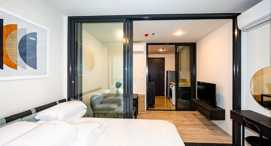 For rent studio condo in Huai Khwang, Bangkok