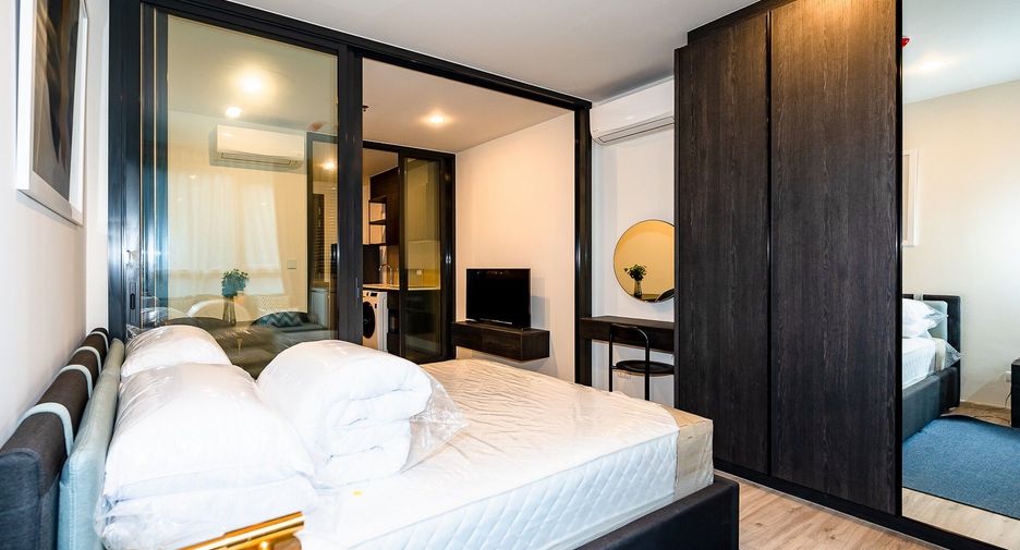 For rent studio condo in Huai Khwang, Bangkok