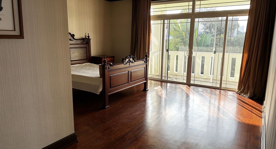 Villa zur Miete mit 4 Zimmer in Chatuchak, Bangkok