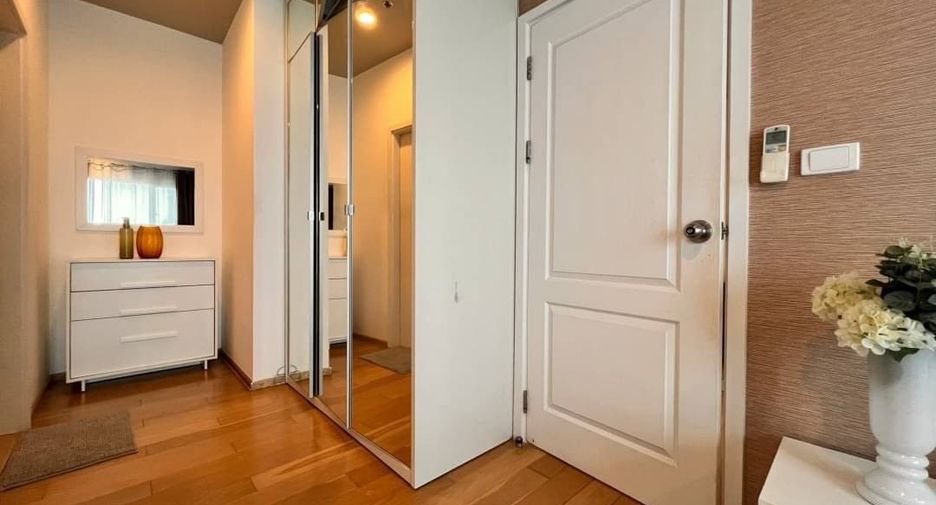 Condo en alquiler y en venta de 1 habitaciones en Khlong San, Bangkok