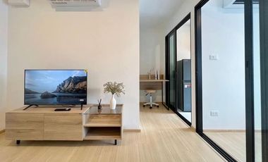 For rent 1 bed condo in Wang Thonglang, Bangkok