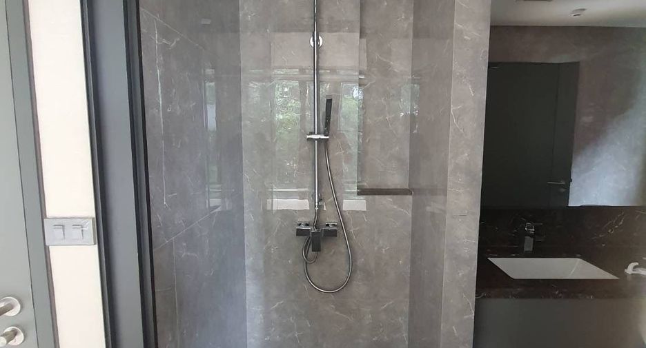 Wohnung zum Kauf mit 2 Zimmer in Huai Khwang, Bangkok