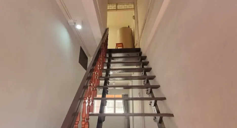 For sale and for rent 3 bedrooms retail Space in Phra Khanong, Bangkok