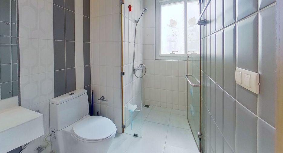 For sale and for rent 2 bedrooms condo in Watthana, Bangkok