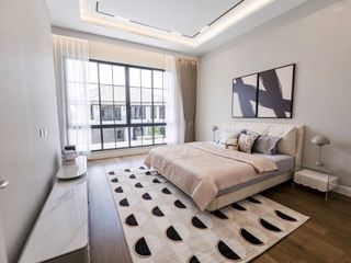 Haus zum Kauf und zur Miete mit 4 Zimmer in Bang Kapi, Bangkok