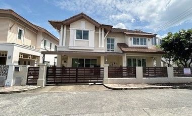 For sale 3 bedrooms house in Lat Phrao, Bangkok