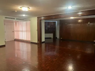 Wohnung zum Kauf mit 6 Zimmer in Watthana, Bangkok