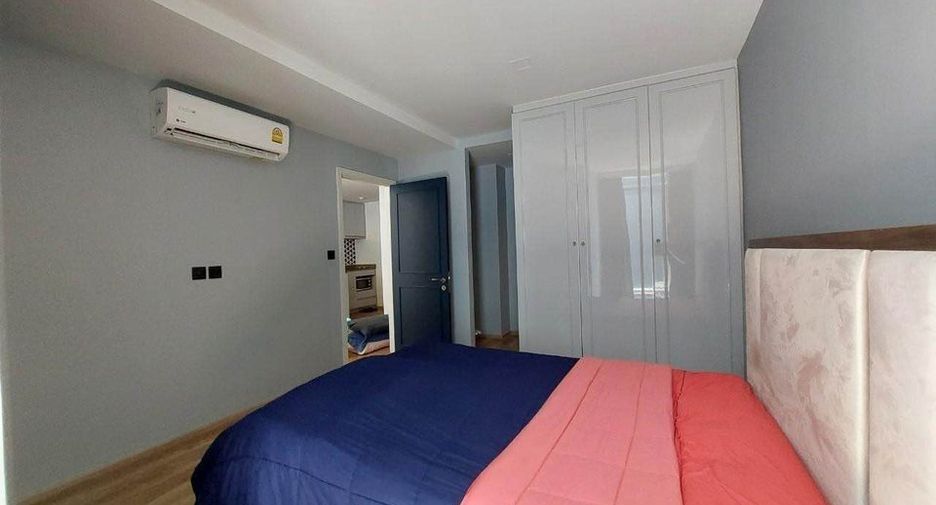For rent 1 bed condo in Yan Nawa, Bangkok