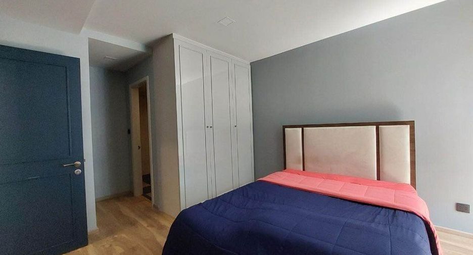 For rent 1 bed condo in Yan Nawa, Bangkok