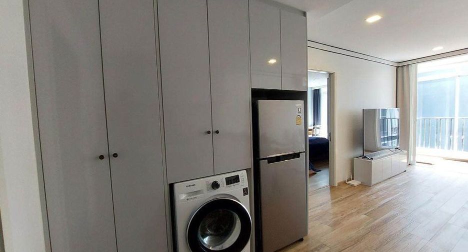 For rent 1 bed condo in Yan Nawa, Bangkok