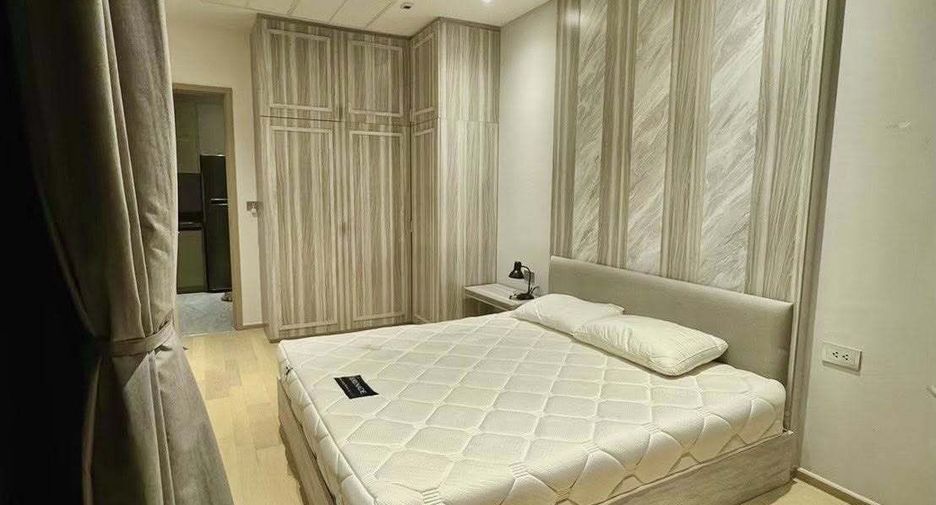 For rent 2 bedrooms condo in Huai Khwang, Bangkok