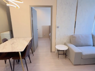 For rent 2 bedrooms condo in Huai Khwang, Bangkok