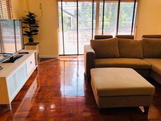 Reihenhaus zur Miete mit 4 Zimmer in Watthana, Bangkok