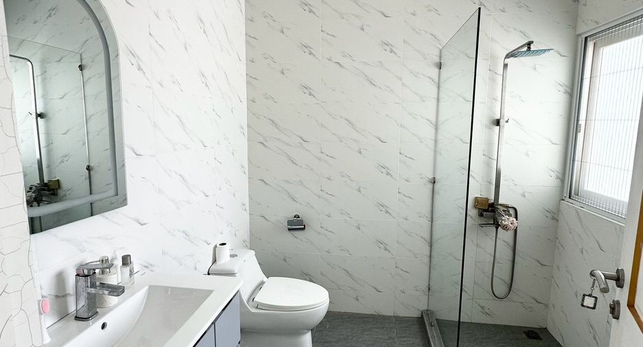 For rent 3 bedrooms house in Mueang Phuket, Phuket