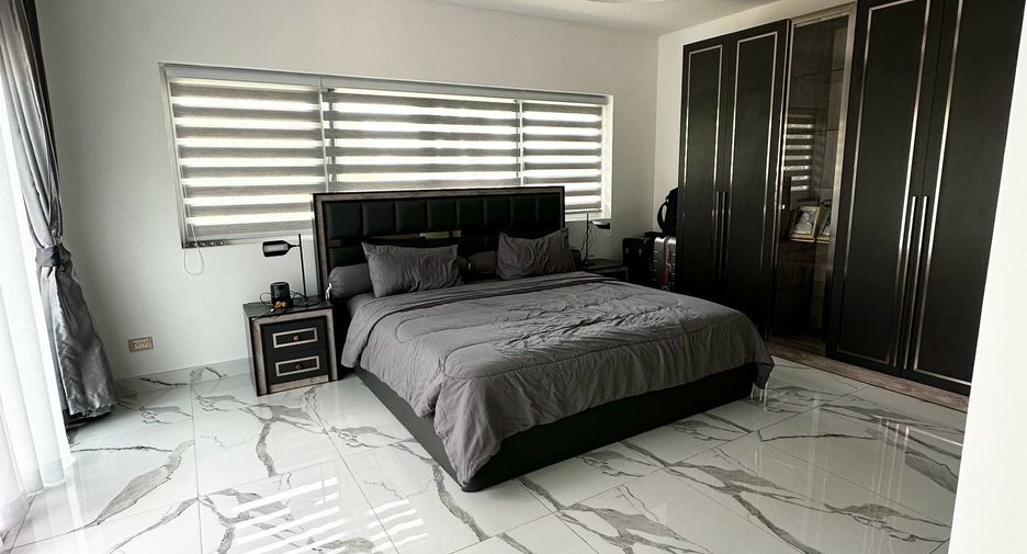 For rent 3 bedrooms house in Mueang Phuket, Phuket