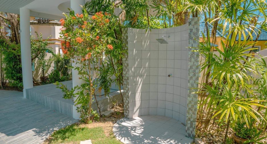 For rent 3 bedrooms house in Mueang Phuket, Phuket