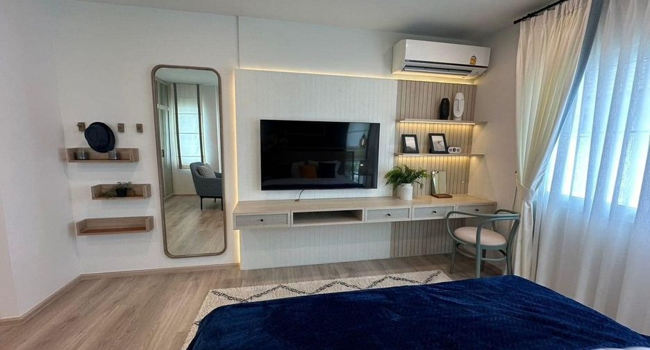 For rent 3 bedrooms townhouse in Bang Phli, Samut Prakan