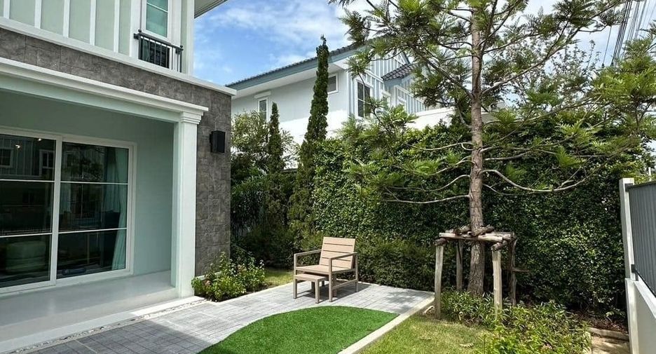For rent 3 bedrooms townhouse in Bang Phli, Samut Prakan