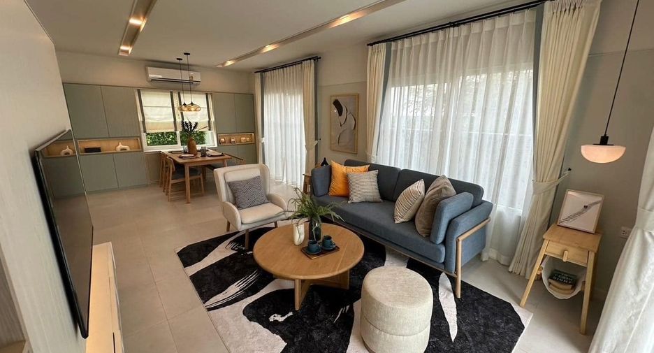 For rent 3 bedrooms townhouse in Bang Phli, Samut Prakan