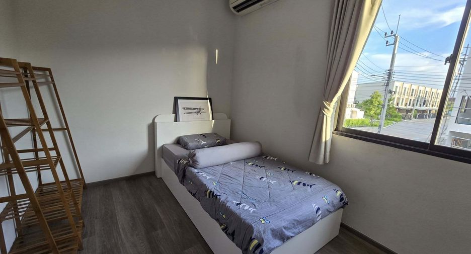 For rent 2 bedrooms townhouse in Bang Phli, Samut Prakan