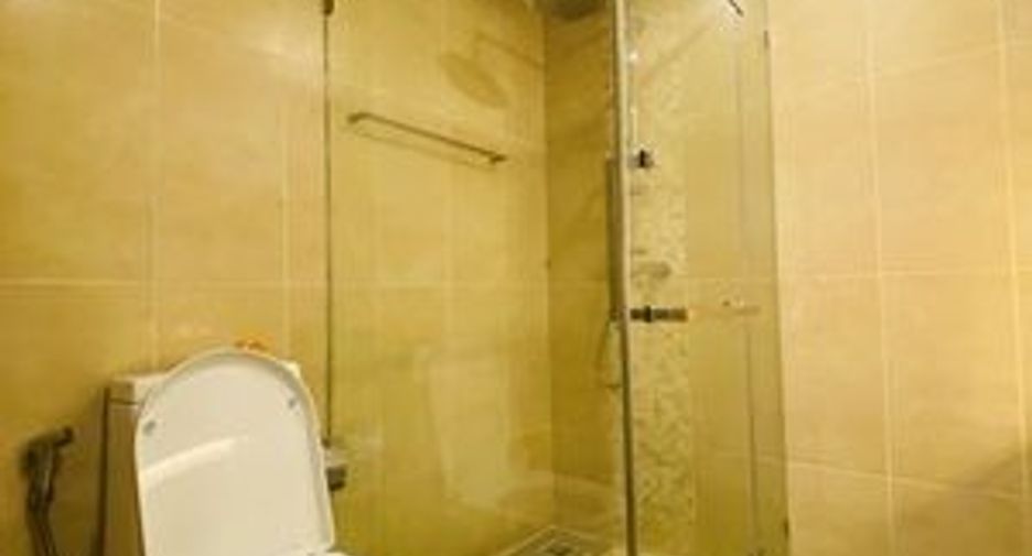 For sale and for rent 1 bed condo in Si Racha, Chonburi