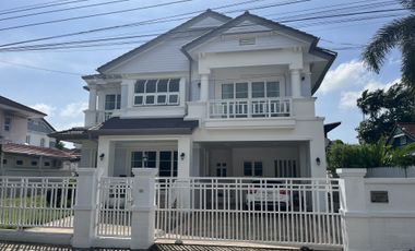 For rent 3 bedrooms house in Mueang Phuket, Phuket