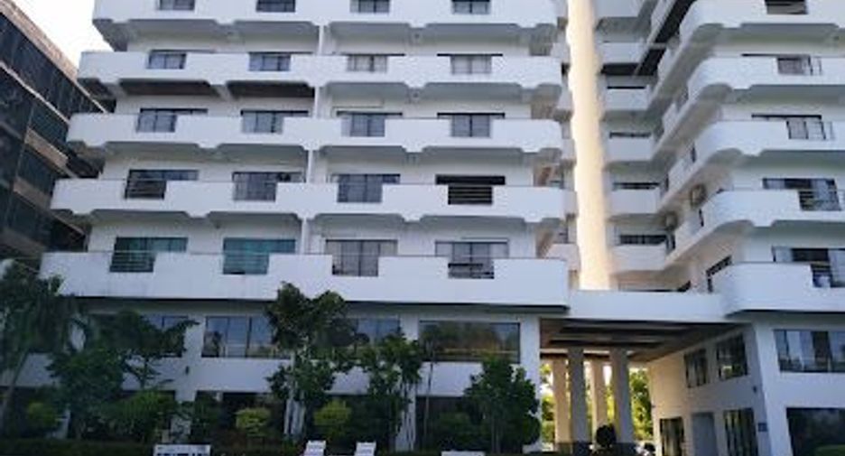 Condo en venta de 3 habitaciones en Sattahip, Chonburi