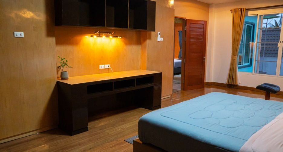 À vendre et à louer 4 chambres villa à Mueang Phuket, Phuket