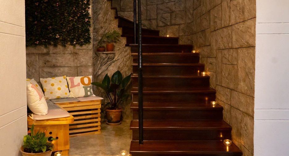 À vendre et à louer 4 chambres villa à Mueang Phuket, Phuket
