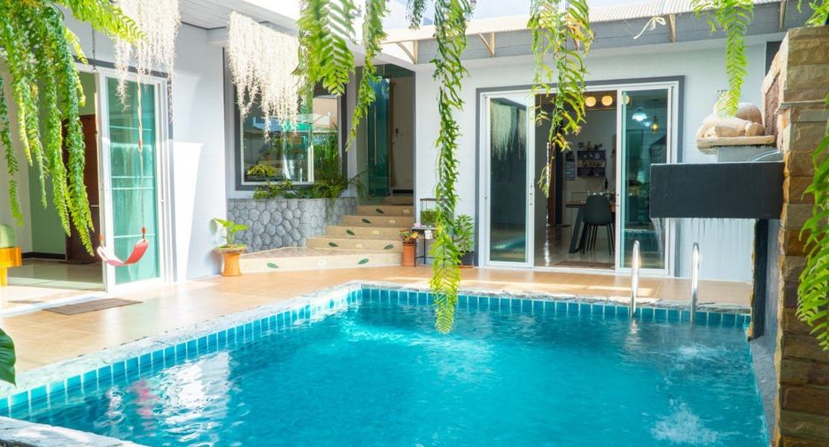 À vendre et à louer 4 chambres villa à Mueang Phuket, Phuket
