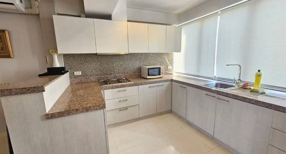 Продажа 3 спальни кондо в Саттахип, Чонбури