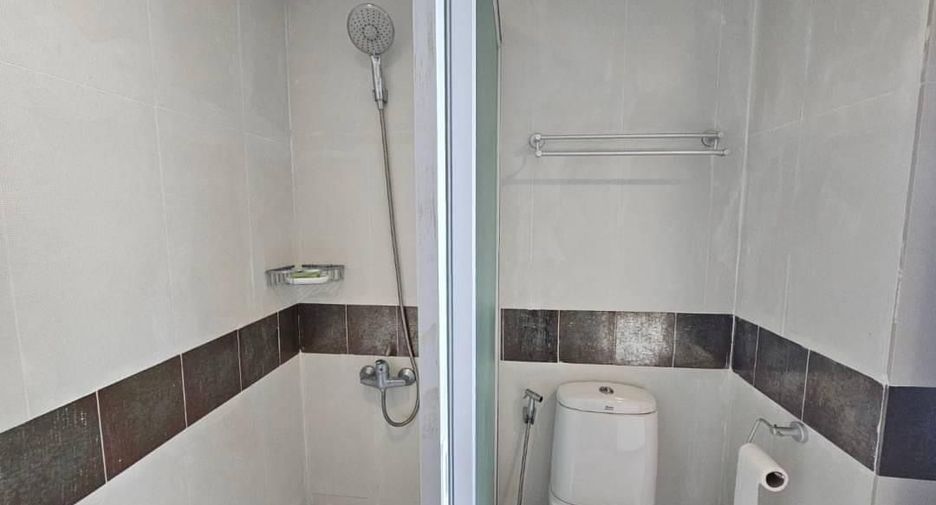 Продажа 3 спальни кондо в Саттахип, Чонбури