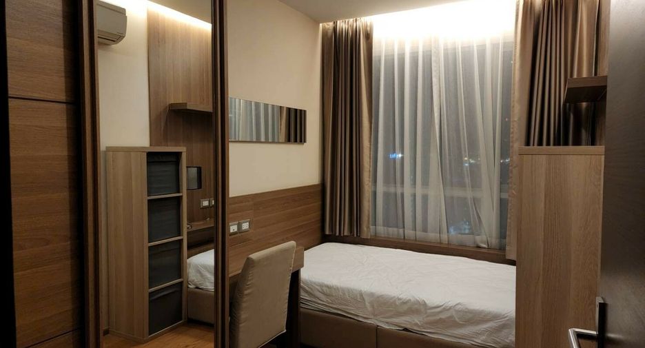 For rent 2 bedrooms condo in Watthana, Bangkok