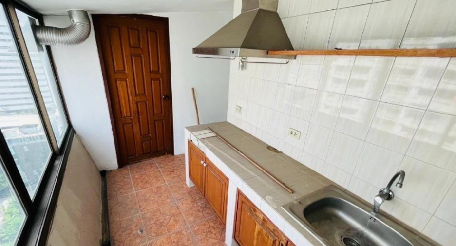 Wohnung zum Kauf mit 3 Zimmer in Sathon, Bangkok