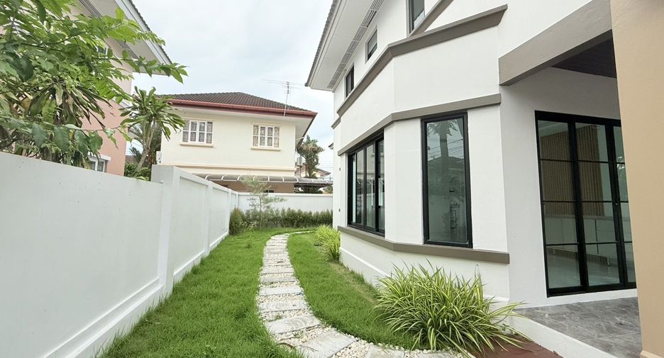 For sale 3 bedrooms house in Mueang Phuket, Phuket
