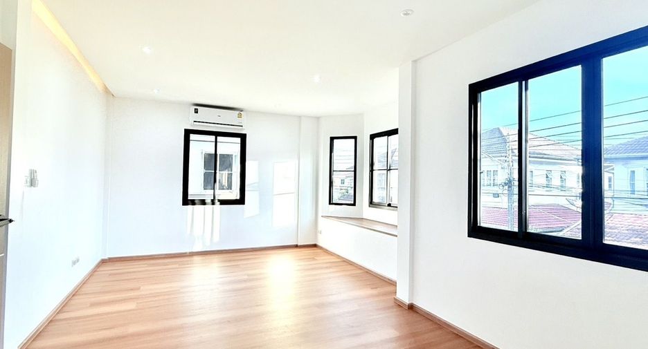 For sale 3 bedrooms house in Mueang Phuket, Phuket