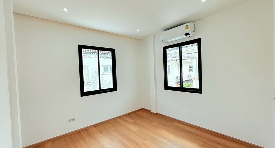 For sale 3 bedrooms house in Mueang Phuket, Phuket